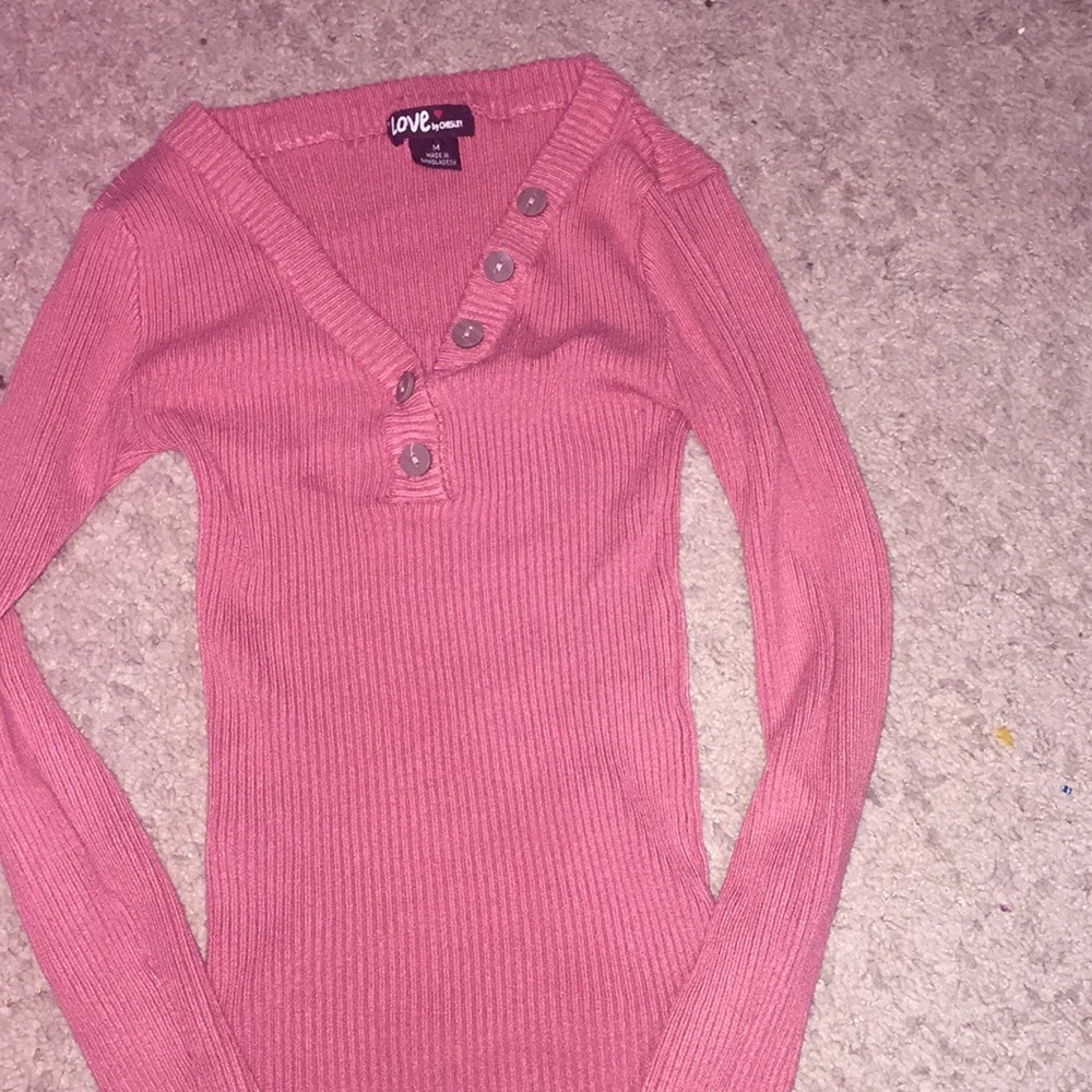 I’m selling a top shirt from love by Chelsey brand